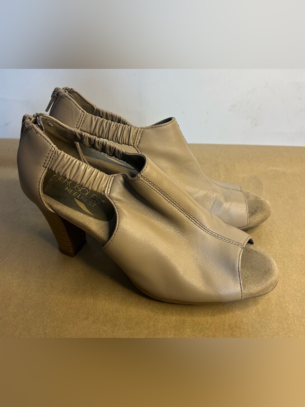 Aerosoles Heel Rest Peep-Toe Ankle Booties Size 6